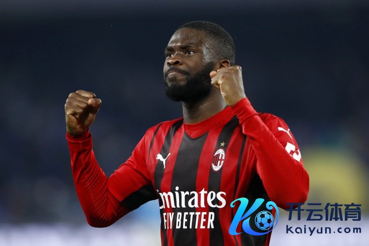 齐体：托莫里雀跃接头离开米兰，尤文念念复刻卡卢卢的交游